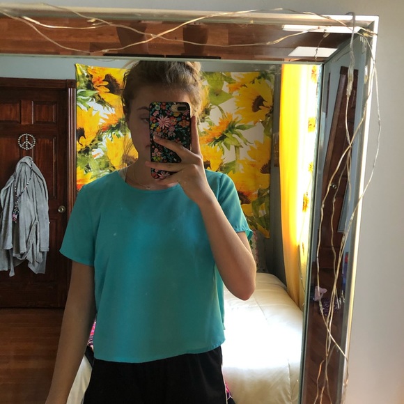 cute top - Picture 3 of 3